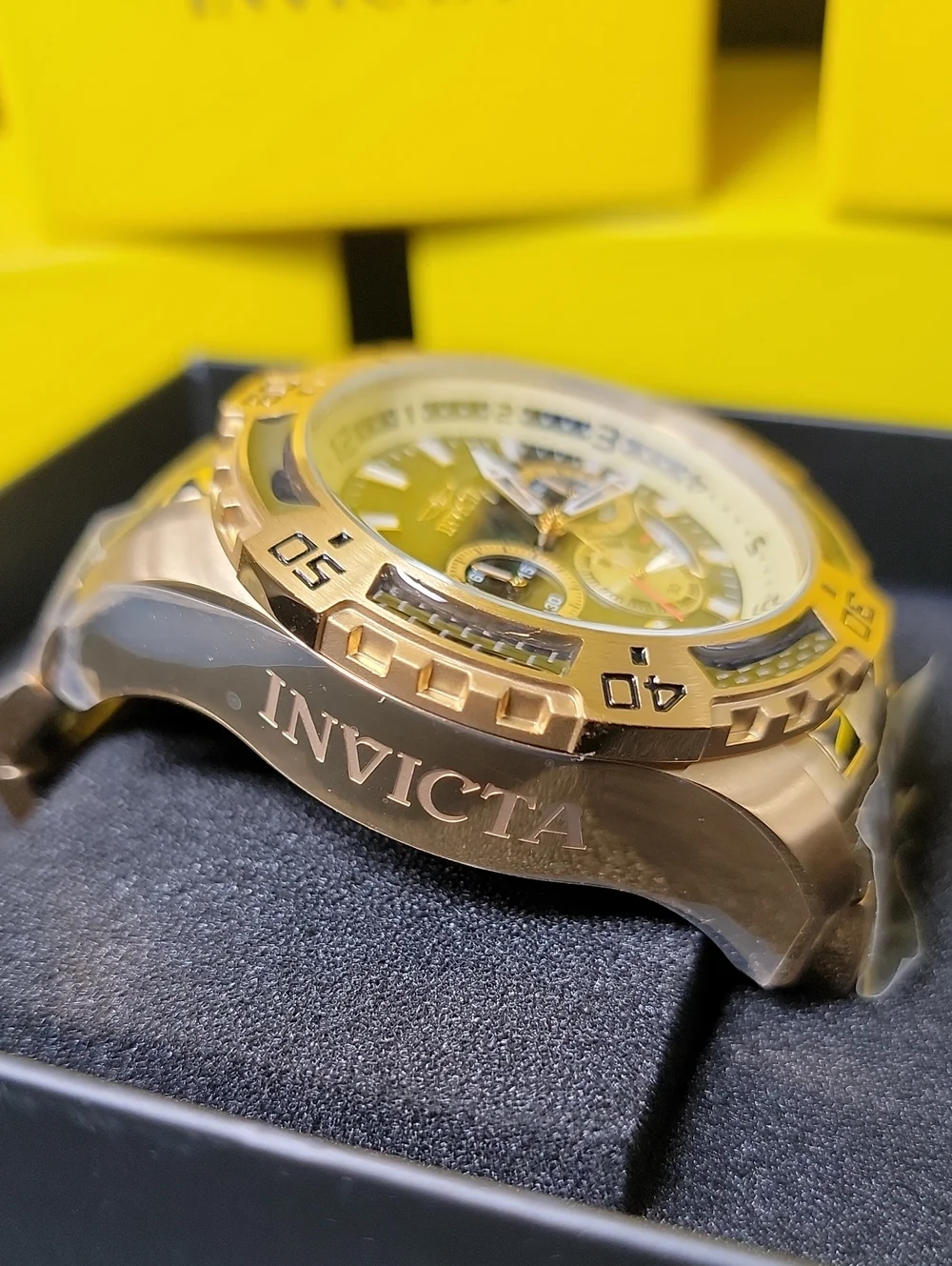 NEW 🐚 Invicta Pro Diver SCUBA Men's Watch w/ Abalone Dial - 51mm. Gold 49854